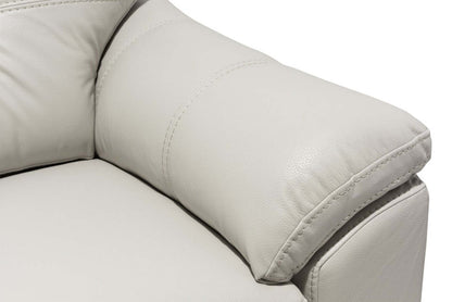 Fabriqué au Canada Causeuse Addison 63 en tissu d'apparence cuir avec coussins de siège amovibles et capitonnage - Beige | Causeuse Addison de 63 po fabriquée au Canada en tissu d'apparence cuir avec coussins de siège amovibles et capitonnage - beige