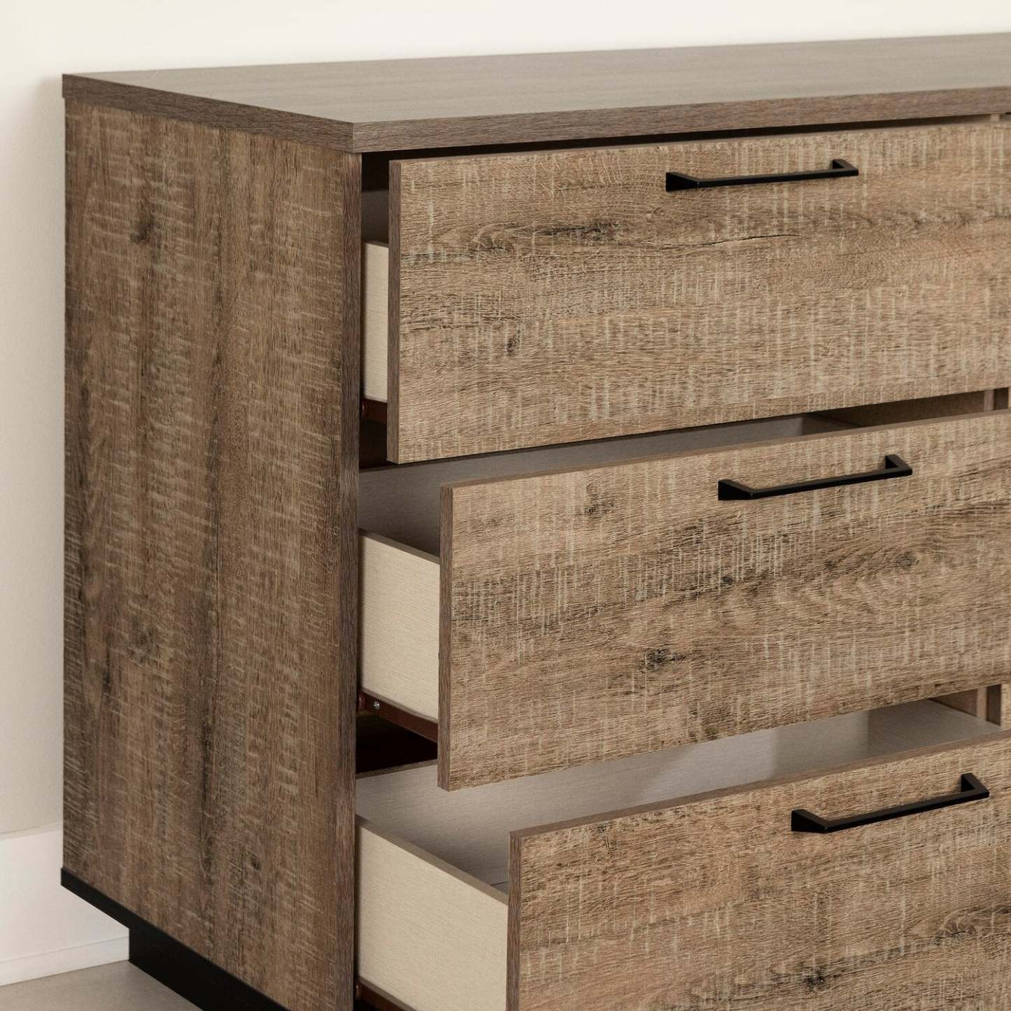 Commode à 6 tiroirs pour chambre à coucher Everley, 51,3 L x 31,3 H - Marron | Commode Everley de 51,3 po (L) x 31,3 po (H) à 6 tiroirs pour la chambre à coucher - marron