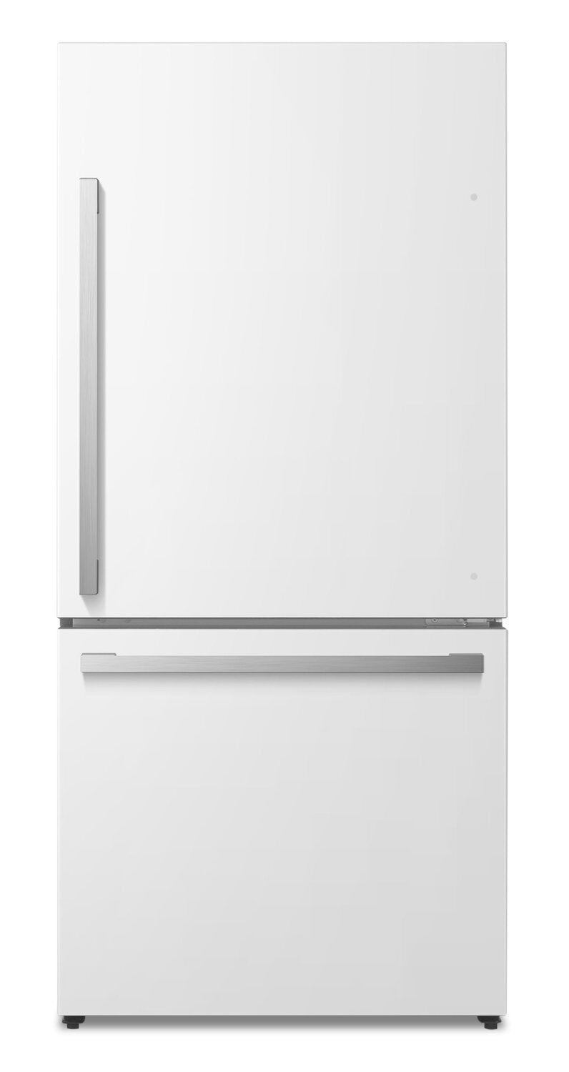 Réfrigérateur Hisense de 31,1 po et de 17 pi³ à congélateur inférieur - blanc - RB17A2CWE | Hisense 31.1 17 Cu. Ft. Bottom-Mount Refrigerator - White - RB17A2CWE