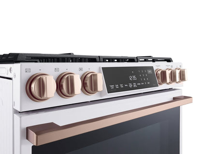 LG Studio 6,3 pi3 Cuisinière à gaz intelligente InstaViewMD avec friture à air - essence blanche - LSGS6338N | Cuisinière à gaz intelligente LG Studio de 6,3 pi3 avec hublot InstaViewMD et friture à air - essence blanche - LSGS6338N | LSGS6338