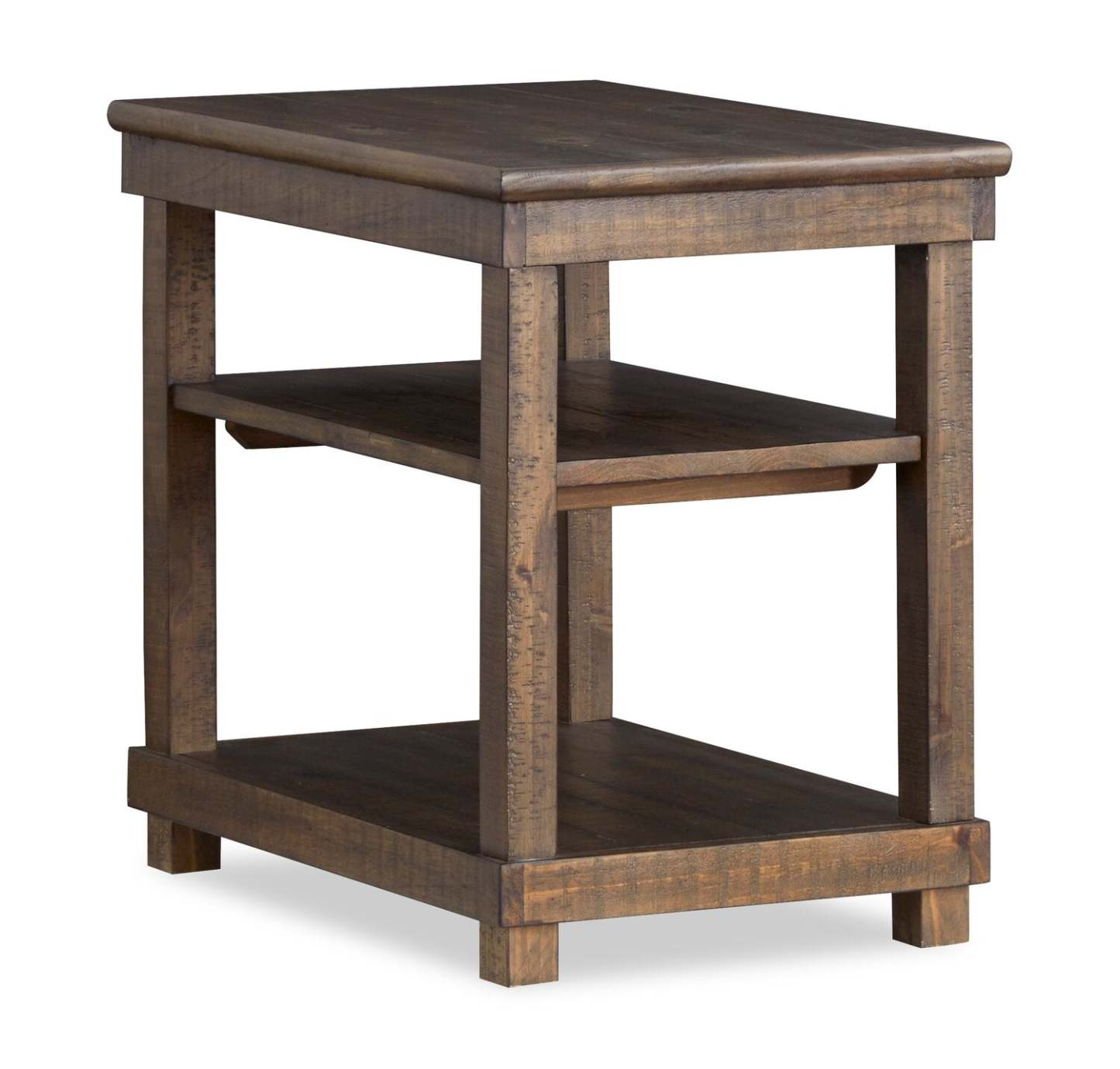 Table de fauteuil Edwin 18" Country Pine avec étagères - Homestead Brown | Table de fauteuil Edwin de 18 po en pin champêtre avec étagères - brun champêtre