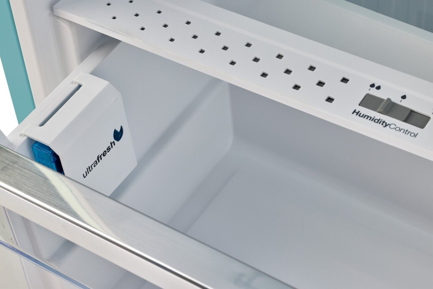 Unique Classic Retro 24 11 Cu Ft. Top Freezer Refrigerator – Ocean Mist Turquoise - UNQ-310L T TM | Réfrigérateur Classic Rétro d’Unique de 24 po et de 11 pi3 à congélateur supérieur - turquoise brume marine - UNQ-310L T TM