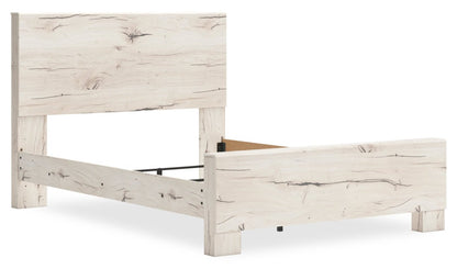 Lit à panneaux Derekson avec tête de lit et cadre, blanc rustique - Queen Size | Lit à panneaux Derekson avec tête de lit et cadre de lit, blanc rustique - format grand lit