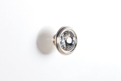 Table de chevet Halo à 2 tiroirs avec lumière LED, 21 W x 24 H, Glam - Blanc | Table de nuit somptueuse Halo de 21 po (l) x 24 po (H) à 2 tiroirs avec éclairage à DEL - blanche