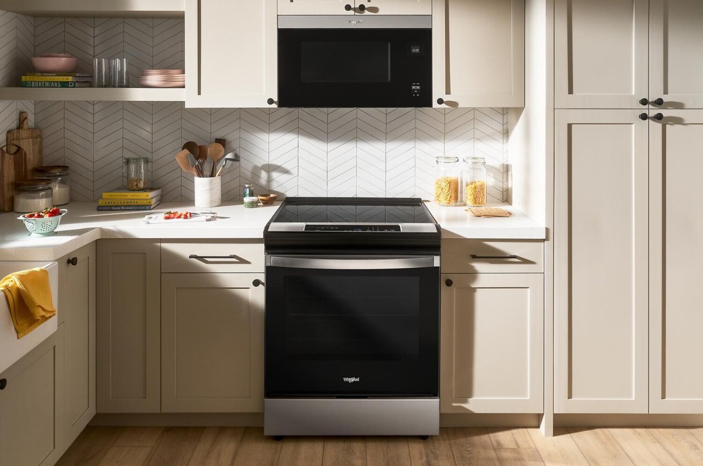 Whirlpool 6,4 pi3 Cuisinière à induction avec friture à air sans préchauffage - acier inoxydable - WSIS5030RZ | Cuisinière à induction Whirlpool de 6,4 pi3 avec friture à air sans préchauffage - acier inoxydable - WSIS5030RZ | SMSI503Z