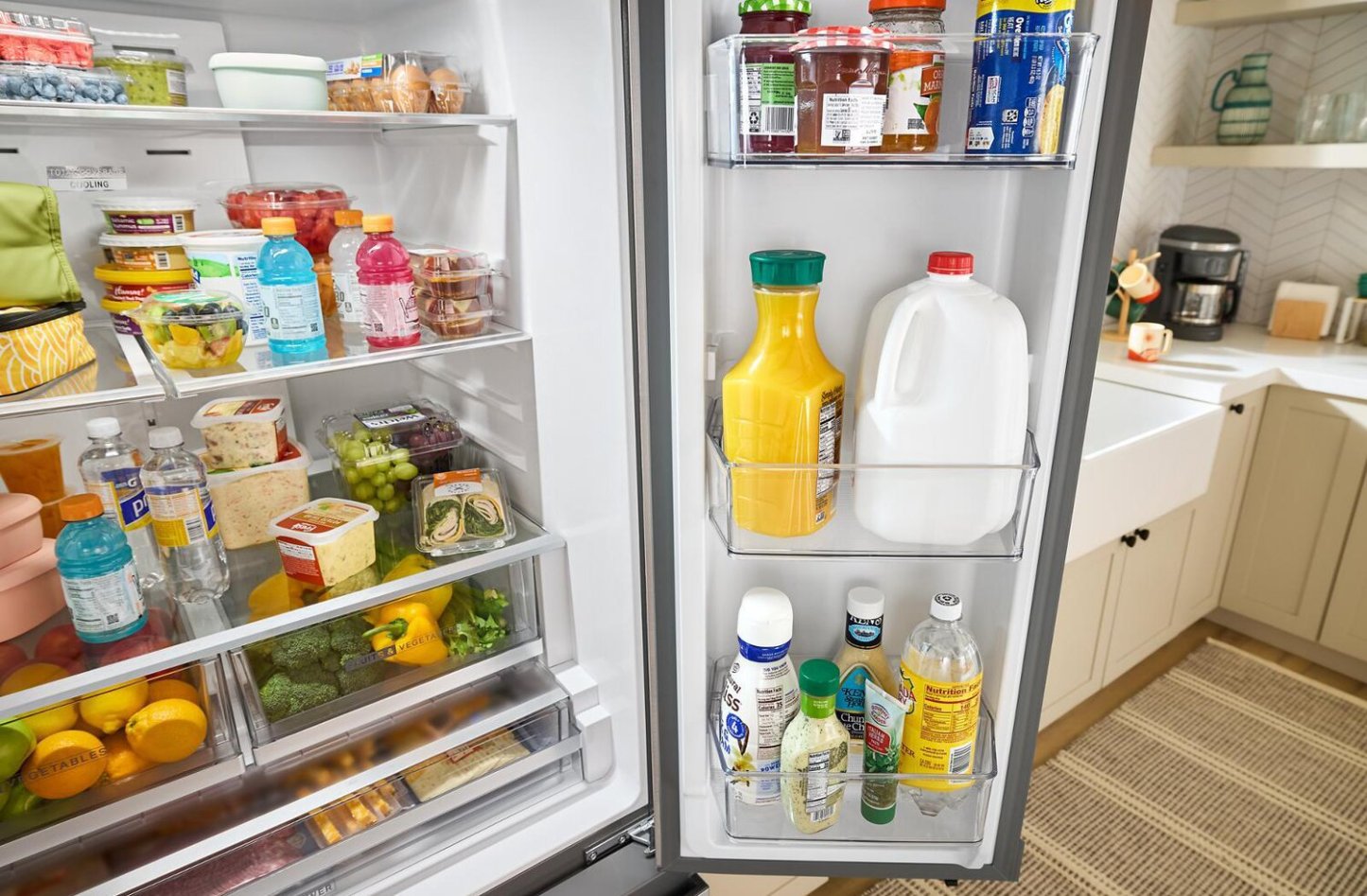 Whirlpool 36 30.5 Cu. Ft. French-Door Refrigerator with Interior Water Dispenser - Stainless Steel - WRFF3336SZ | Réfrigérateur Whirlpool de 36 po et de 30,5 pi³ à portes françaises avec distributeur d’eau - acier inoxydable - WRFF3336SZ | WRFF333Z