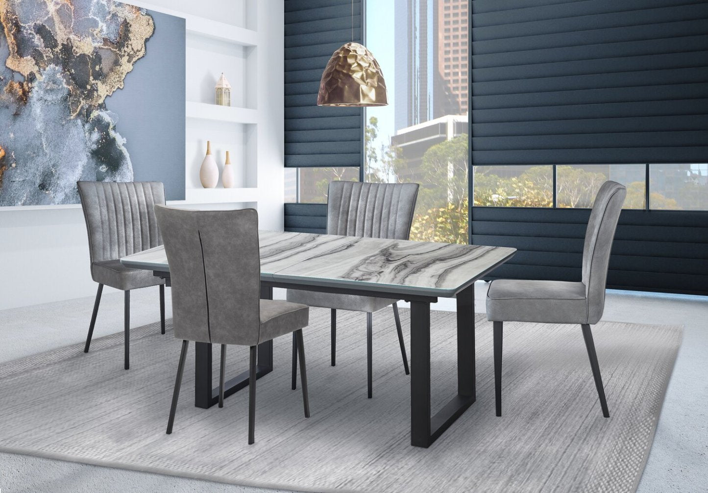 Ensemble de salle à manger Ezra 5 pièces avec table d'extension 63-79 W et 4 chaises - Faux marbre blanc et gris | Ensemble de salle à manger Ezra 5 pièces avec table extensible de 63 po à 79 po (L) et 4 chaises - imitation de marbre blanc et gris