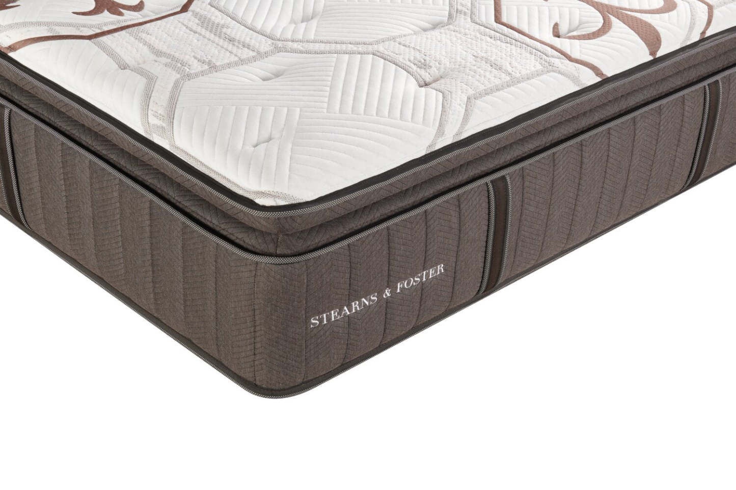 Matelas à plateau-coussin Crystal Palace de la collection Founders de Stearns &amp; Foster pour grand lit | CRYSTAQM