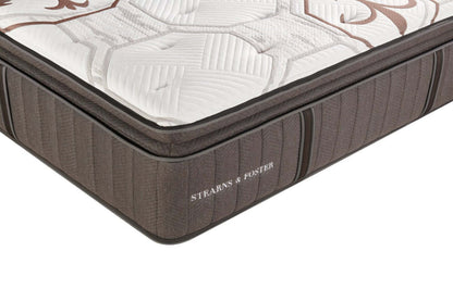 Matelas à plateau-coussin Crystal Palace de la collection Founders de Stearns &amp; Foster pour grand lit | CRYSTAQM