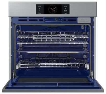 Four mural simple électrique Samsung de 30 po et de 5,1 pi³ avec caméra AI Pro CookingMC et Air Sous Vide - S…