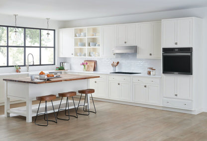 Frigidaire Gallery 30 5,3 pi³ Four mural simple électrique avec convection totale - résistant aux taches® B… | Four mural simple électrique Frigidaire Gallery de 5,3 pi³ et de 30 po avec convection totale - acie…