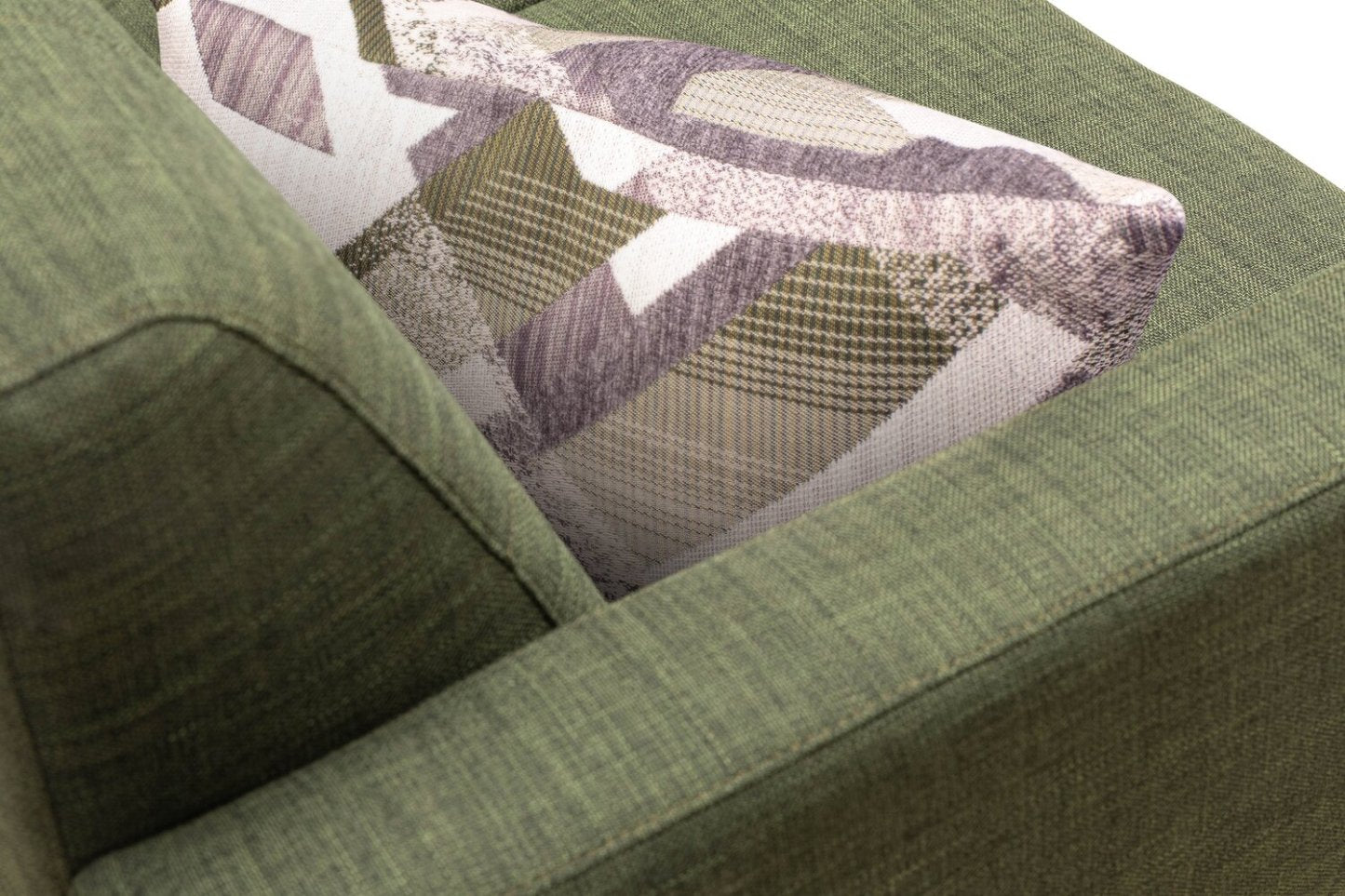 Sofa en tissu d’apparence lin Freeman 88 de Kort & Co. avec base en bois et coussins de dossier capitonnés - vert avocat