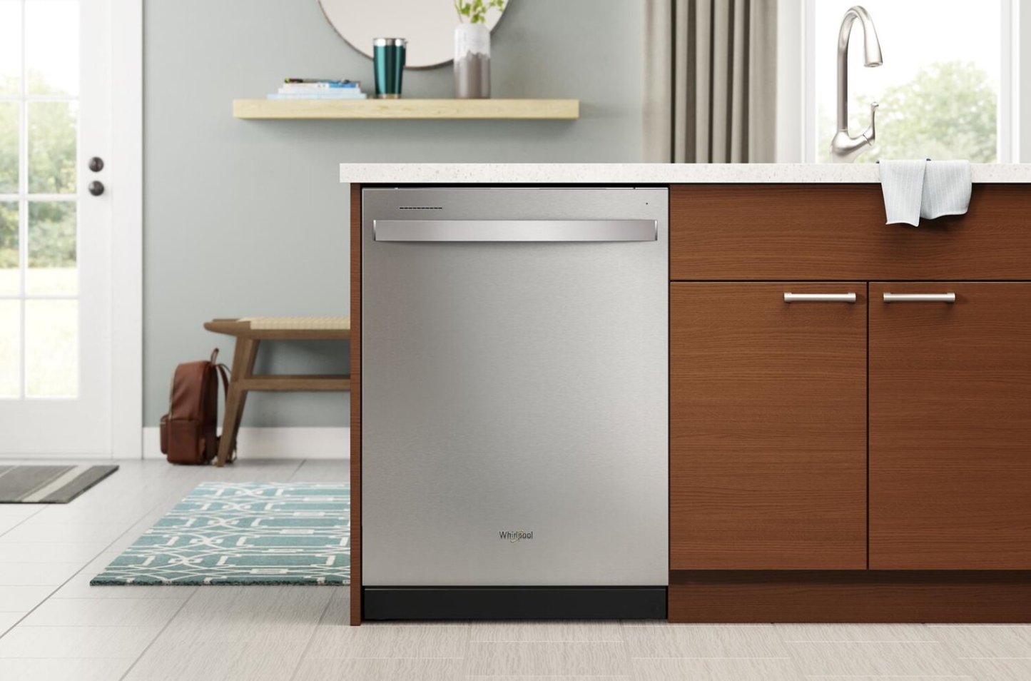 Lave-vaisselle encastré Whirlpool de 24 po et de 47 dBA avec commandes sur le dessus et 3e panier - Résistant aux empreintes digitales en acier inoxydable…