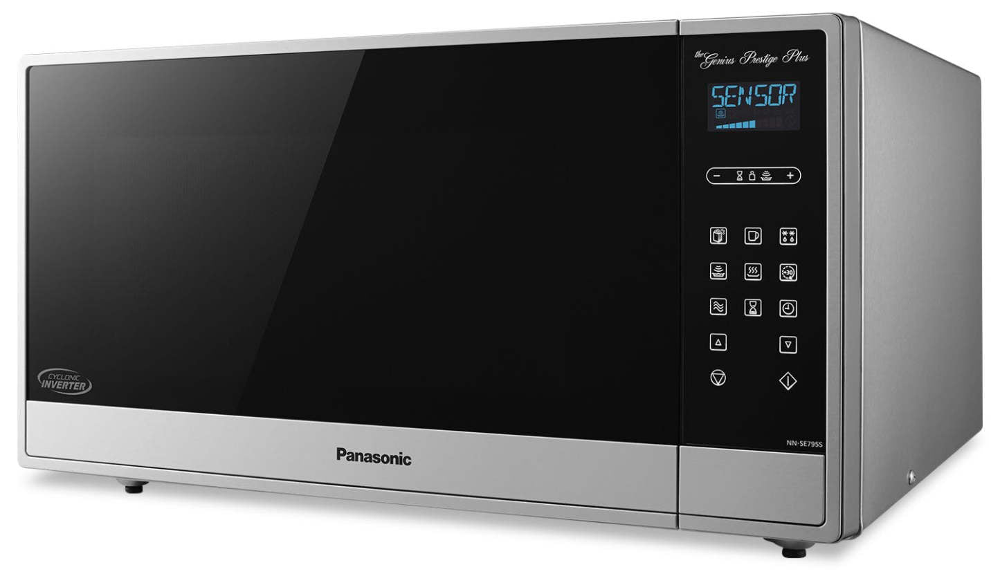 Panasonic 1,6 Cu. Fort. Micro-ondes de comptoir avec Cyclonic Inverter™ - NNSE795SC | Four à micro-ondes de comptoir Panasonic de 1,6 pi3 - NNSE795SC | NNSE795C