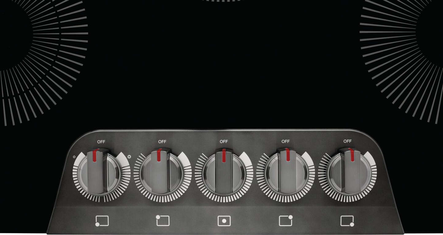 Frigidaire Gallery 30 Table de cuisson électrique à 5 éléments - Acier inoxydable noir - GCCE3070AD | Surface de cuisson électrique Frigidaire Gallery de 30 po à 5 éléments - acier inoxydable noir - GCC…