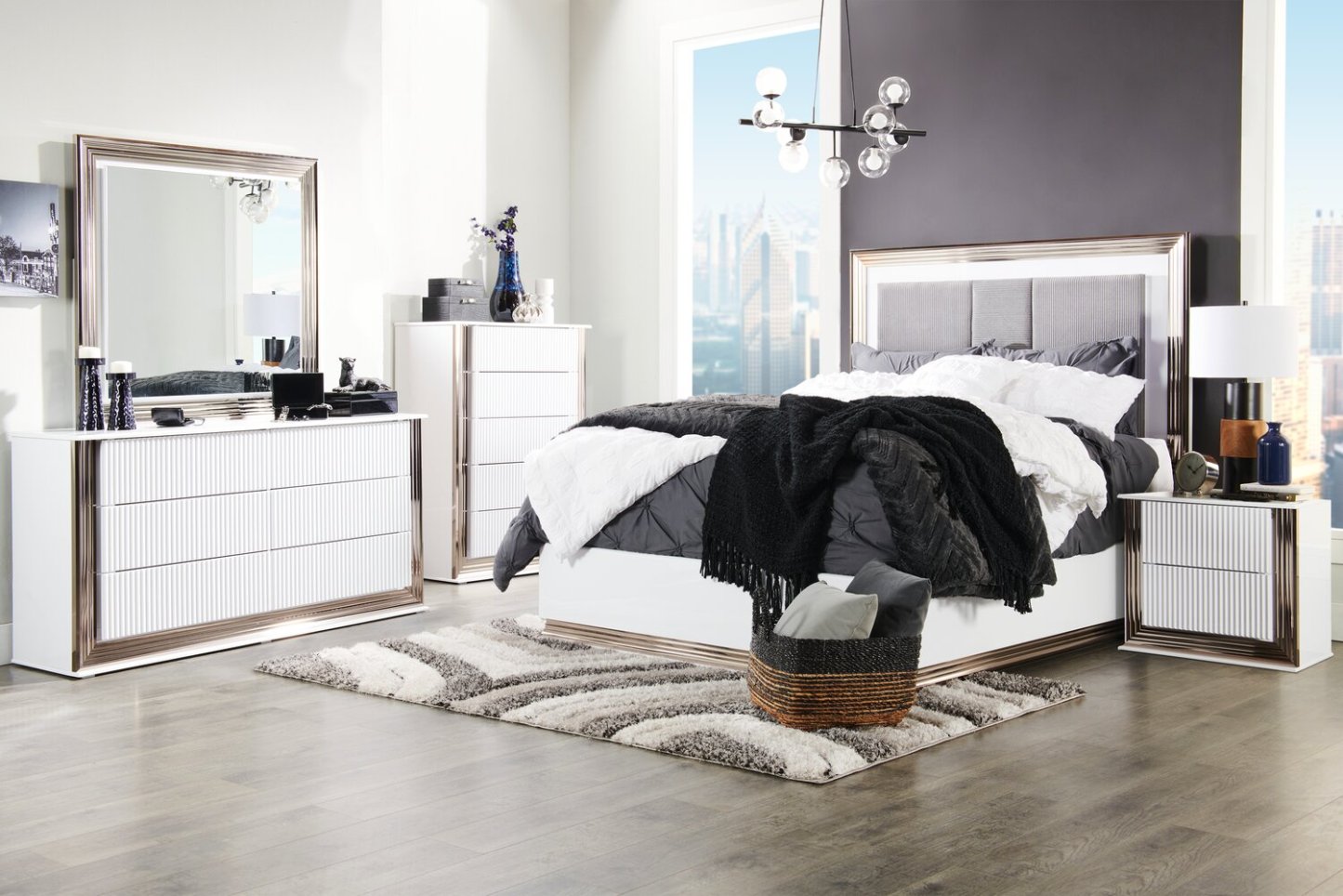 Ensemble d'édredon Elanna 4 pièces pour lit double/grand lit - Blanc | Ensemble d'édredon Elanna 4 pièces pour lit double ou grand lit - blanc | ELNNA4FQ