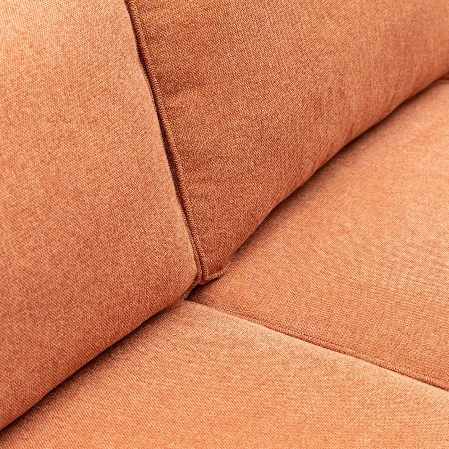 Kort & Co. Sofa Kassia de 80 po de format condo en tissu d’apparence lin avec base et pattes en bois - orange