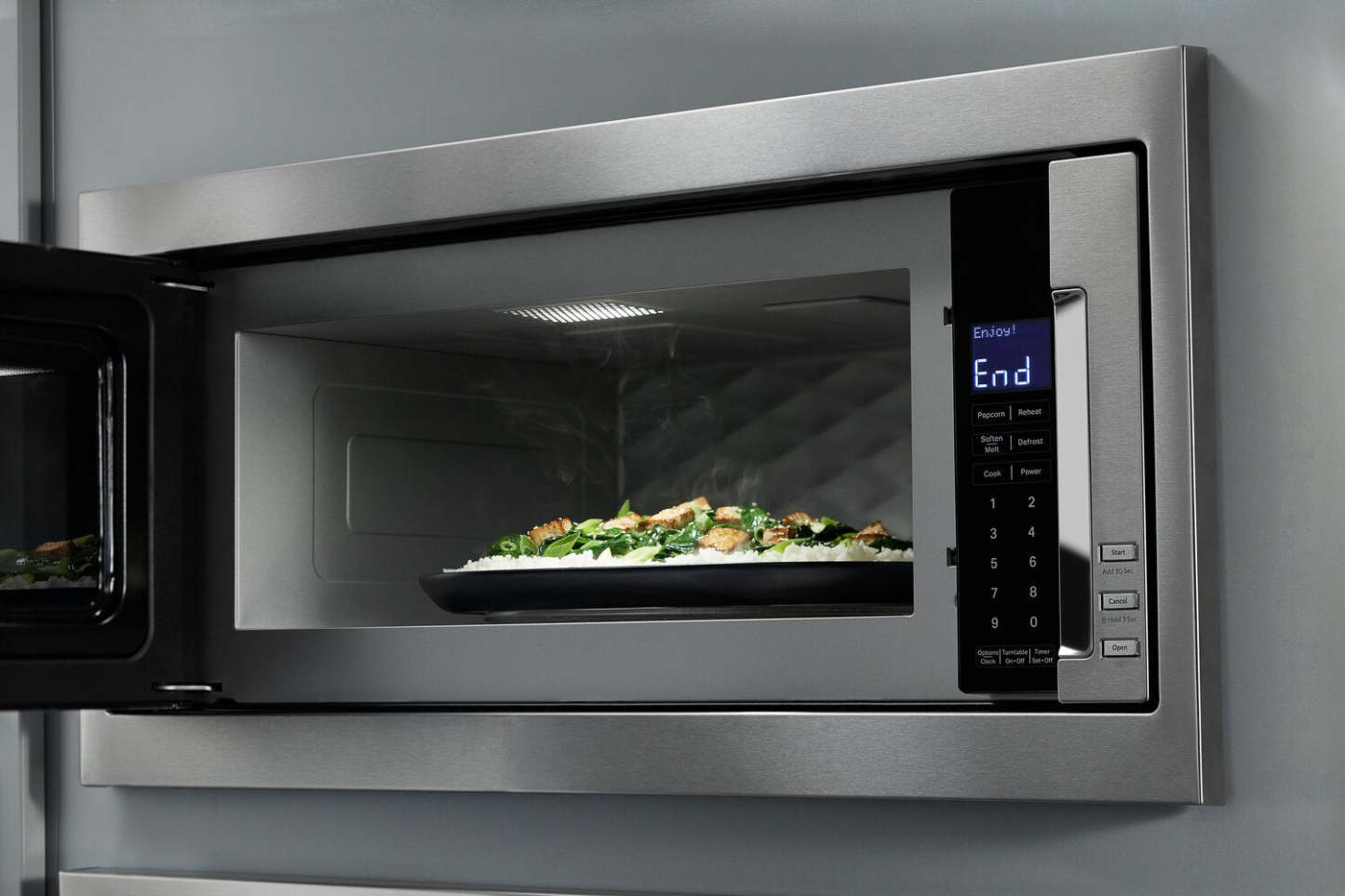 Four à micro-ondes encastré KitchenAid de 1,1 pi3 avec cuisson à 900 W - acier inoxydable - YKMBT501…