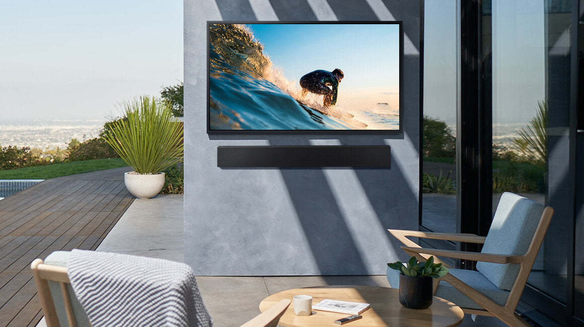 SAMSUNG La Terrasse Barre de son extérieure 3.0 canaux 210W (HW-LST70T/ZC) | Barre de son de 210 W à 3.0 canaux SAMSUNG La Terrasse pour l'extérieur (HW-LST70T/ZC)