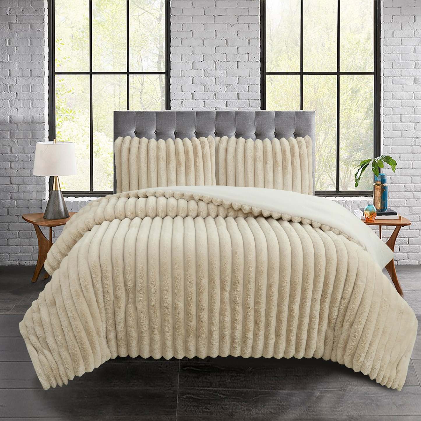 Fawn Terrace 3-Piece Full/Queen Comforter Set - Warm Caramel | Ensemble d’édredon Fawn Terrace 3 pièces pour lit double ou grand lit - caramel chaleureux