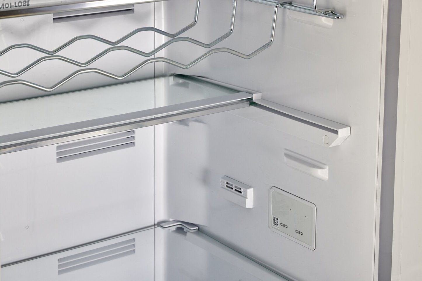 Réfrigérateur Classic Rétro par Unique de 24 po et de 12 pi3 à congélateur inférieur - turquoise brume marine - UGP-340L T AC | U340LTAC