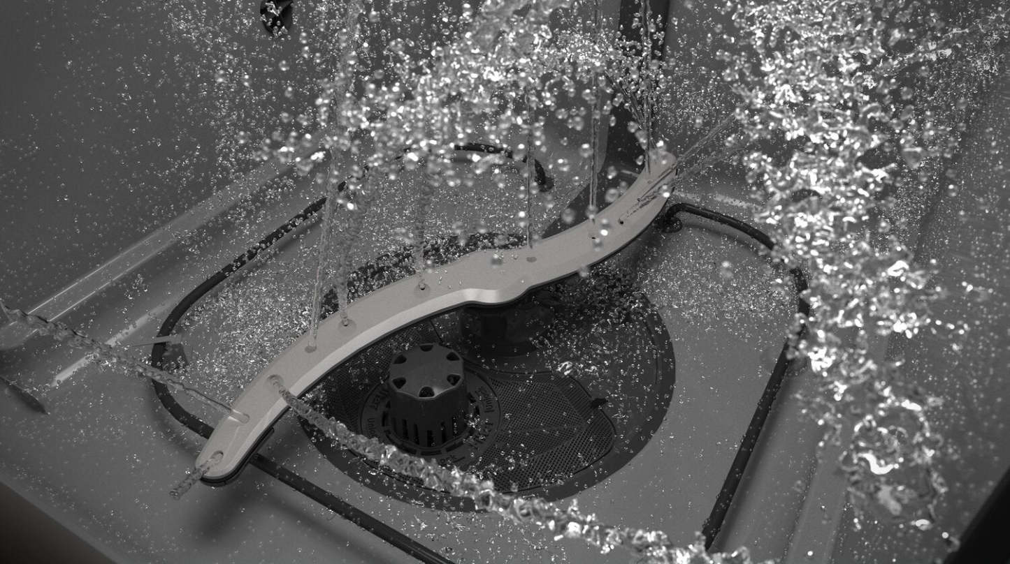 GE 24 59 dBA Built-In Front-Control Dishwasher with Piranha Hard Food Disposer - Stainless - GDF510… | Lave-vaisselle encastré GE de 24 po et de 59 dBA avec commandes à l’avant et broyeur d’aliments soli…