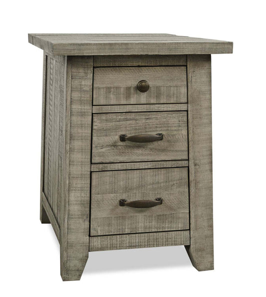 Colson 18 Rustic Chairside Table with Storage - Driftwood |Table de fauteuil rustique Colson de 18 po avec rangement - bois de grève