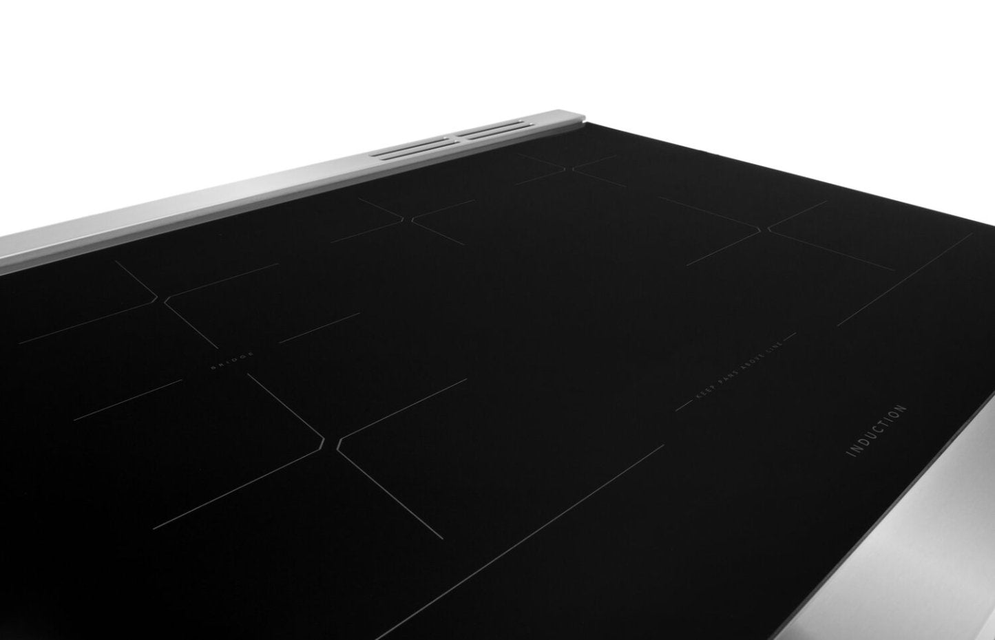 Cuisinière à induction Frigidaire Professionnel de 6,2 pi³ avec convection totale et surface de cuisson facile à nettoyer … | Frigidaire Professionnel 6,2 Cu. Fort. Cuisinière à induction avec convection totale et table de cuisson facile à nettoyer…