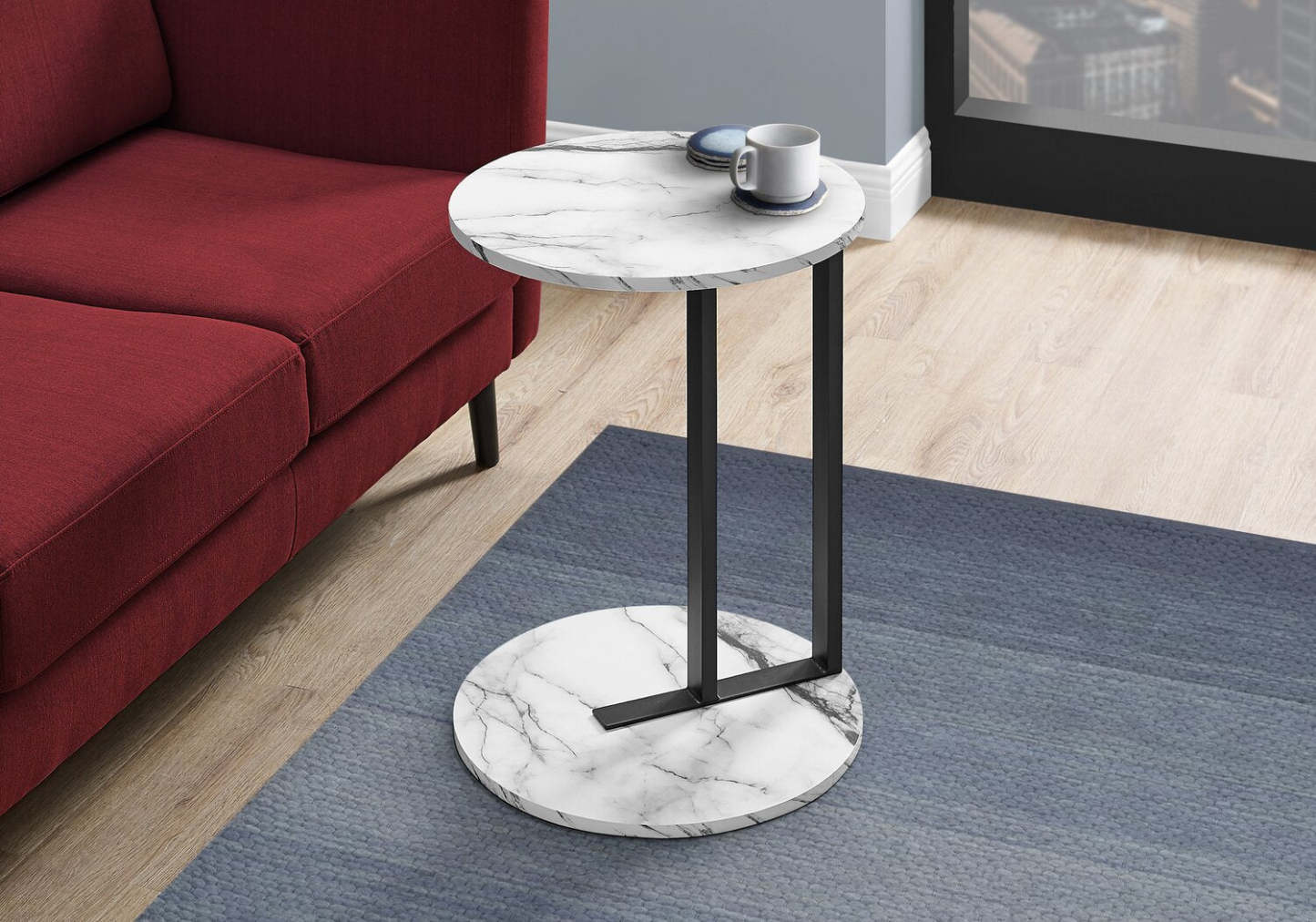 Jerri 18.25 C-Shaped Chairside Table - White Marble-Look|Table de fauteuil Jerri de 18,25 po en forme de C - imitation marbre blanc