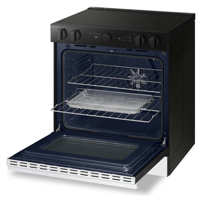 Cuisinière électrique intelligente encastrée Samsung de 6,3 pi³ avec caméra de quatre - verre blanc - NSE6DB870012AC | Samsung 6,3 Cu. Fort. Cuisinière électrique intelligente encastrable avec caméra de four - Verre blanc - …