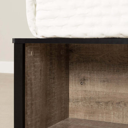 Lit plateforme Everley avec rangement et paniers intégrés, chêne patiné et noir mat - taille simple | Lit plateforme Everley avec rangement et paniers intégrés, chêne vieilli et noir mat - format lit simple