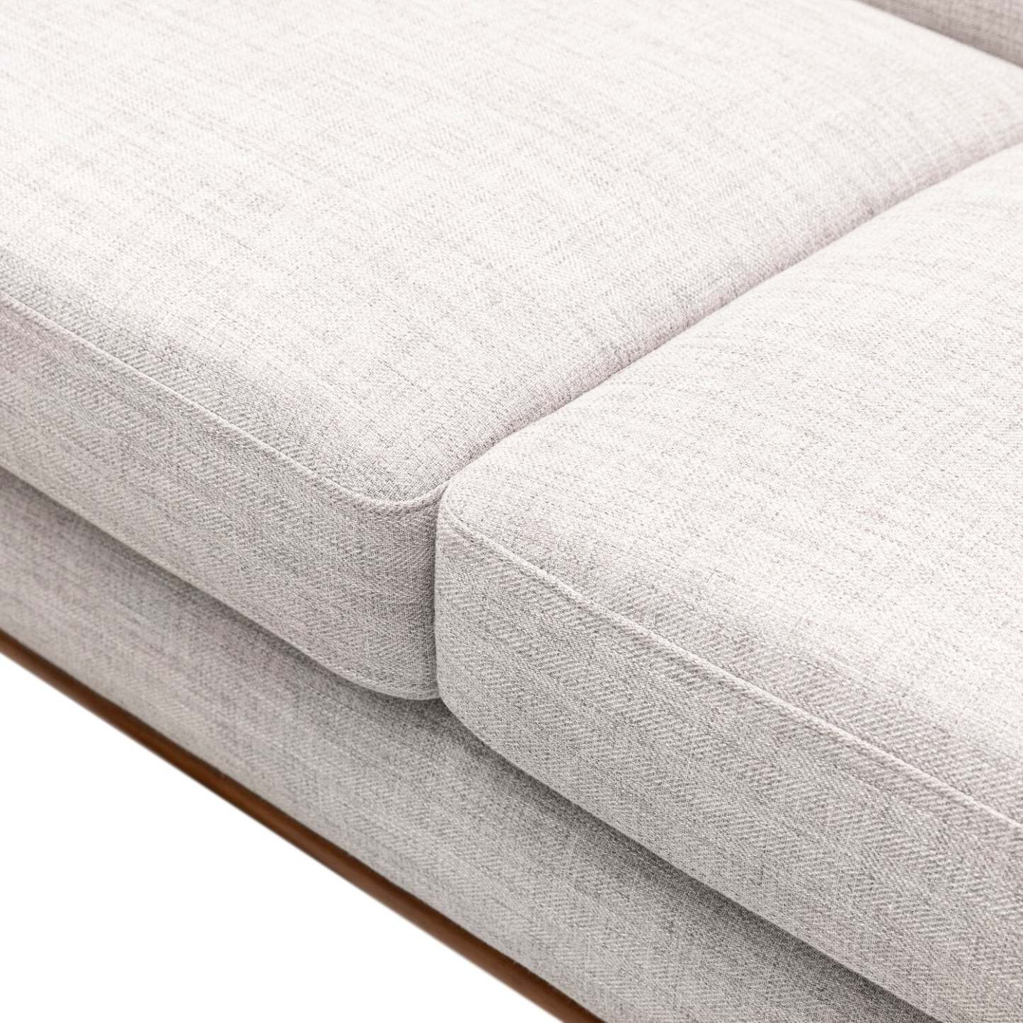 Kort & Co. Freeman 80” Linen-Look Fabric Condo Size Sofa with Wood Legs - Dove White | Sofa Freeman de Kort & Co. de 80 po de format condo en tissu d’apparence lin avec base et pattes en bois - blanc colombe