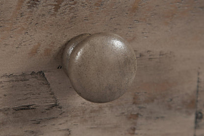 Rocco 16 Chairside Table avec USB - Bois Naturel|Table de fauteuil Rocco de 16 po avec USB - bois naturel