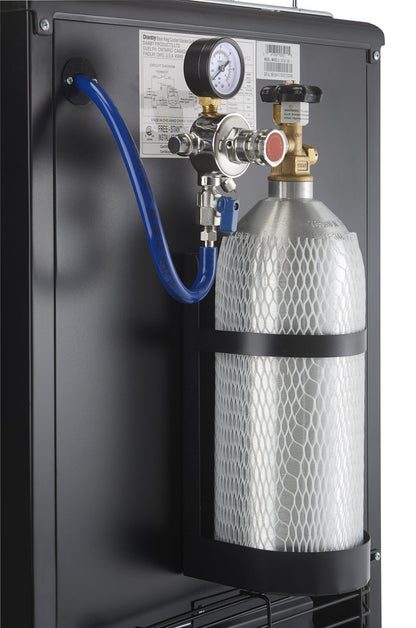 Danby 5,4 Cu. Fort. Kegerator à robinet unique - DKC054A1BSLDB | Refroidisseur de fût à bière Danby de 5,4 pi³ à 1 robinet - DKC054A1BSLDB | DKC054A1