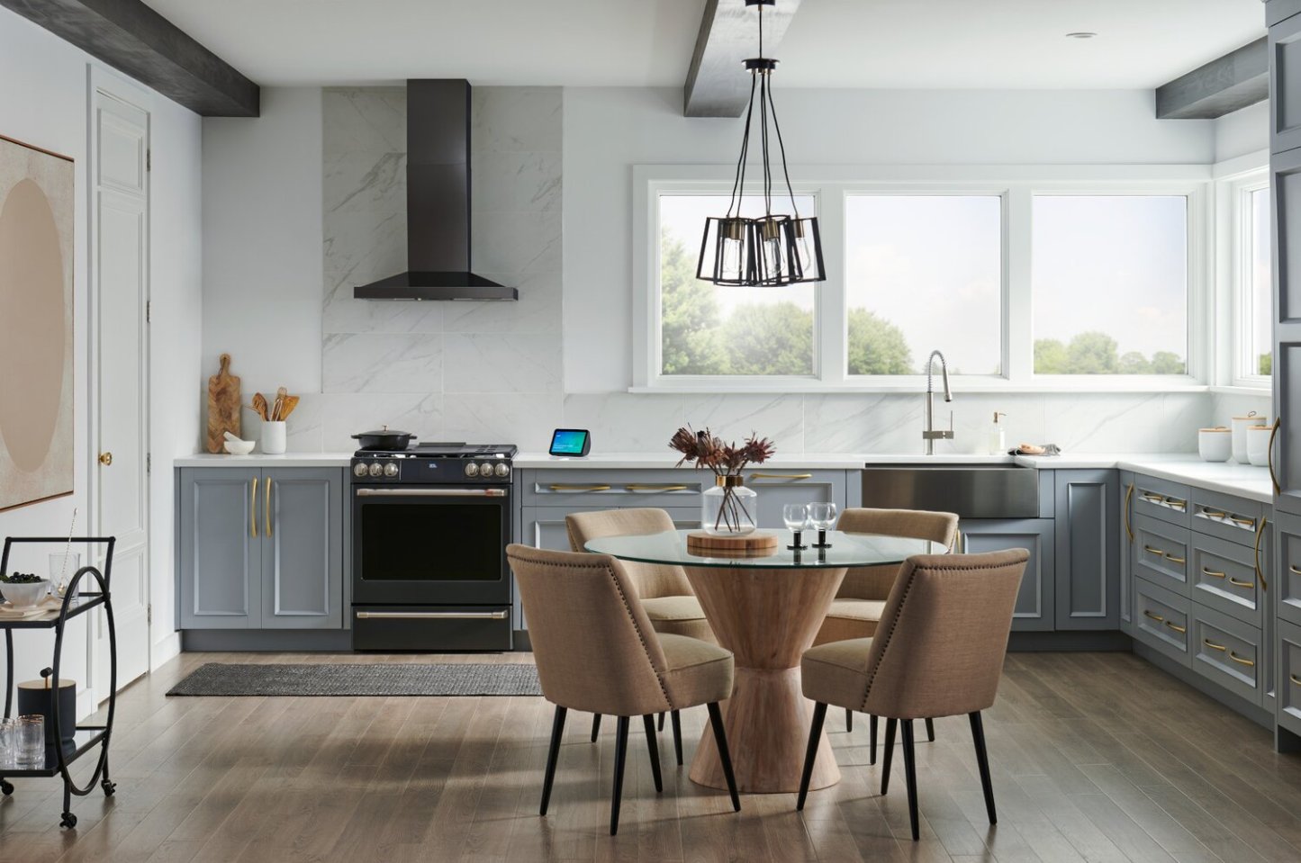 Hotte cheminée pyramidale Broan de 30 po avec technologie Code ReadyMC - EWS1306BLS | Broan 30 Pyramid Chimney Range Hood with Code Ready™ Technology - EWS1306BLS | EWS130LS