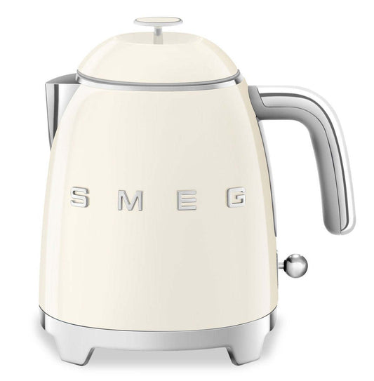 Mini bouilloire électrique sans fil Smeg 0,8 L - KLF05CRUS|Mini bouilloire électrique Smeg sans fil de 0,8 l - KLF05CRUS