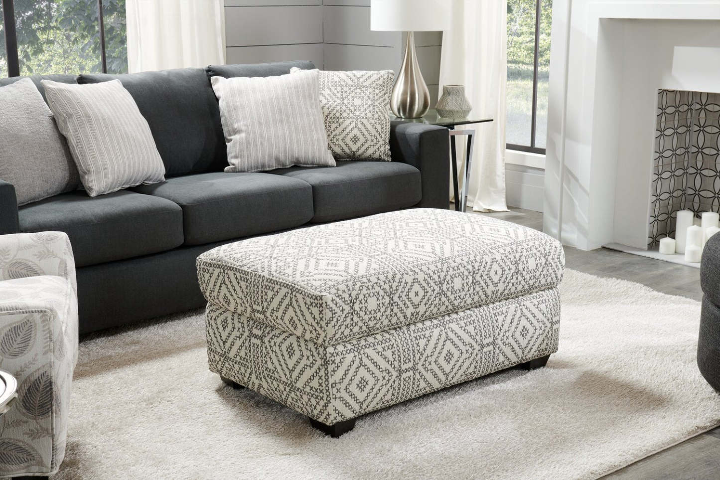 Fabriqué au Canada Pouf de rangement personnalisable The Trunk 39 en tissu - Greystone multicolore | Pouf de rangement The Trunk de Sofa Lab de 39 po fabriqué au Canada en tissu - Greystone multicolore | TRUN1155