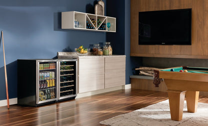 Frigidaire 21,5 4,6 Cu. Fort. 138 12 onces. Réfrigérateur central à boissons d'une capacité de canette - Acier inoxydable… | Réfrigérateur Frigidaire de 4,6 pi³ et de 21,5 po avec refroidisseur à boissons d'une capacité de 13…