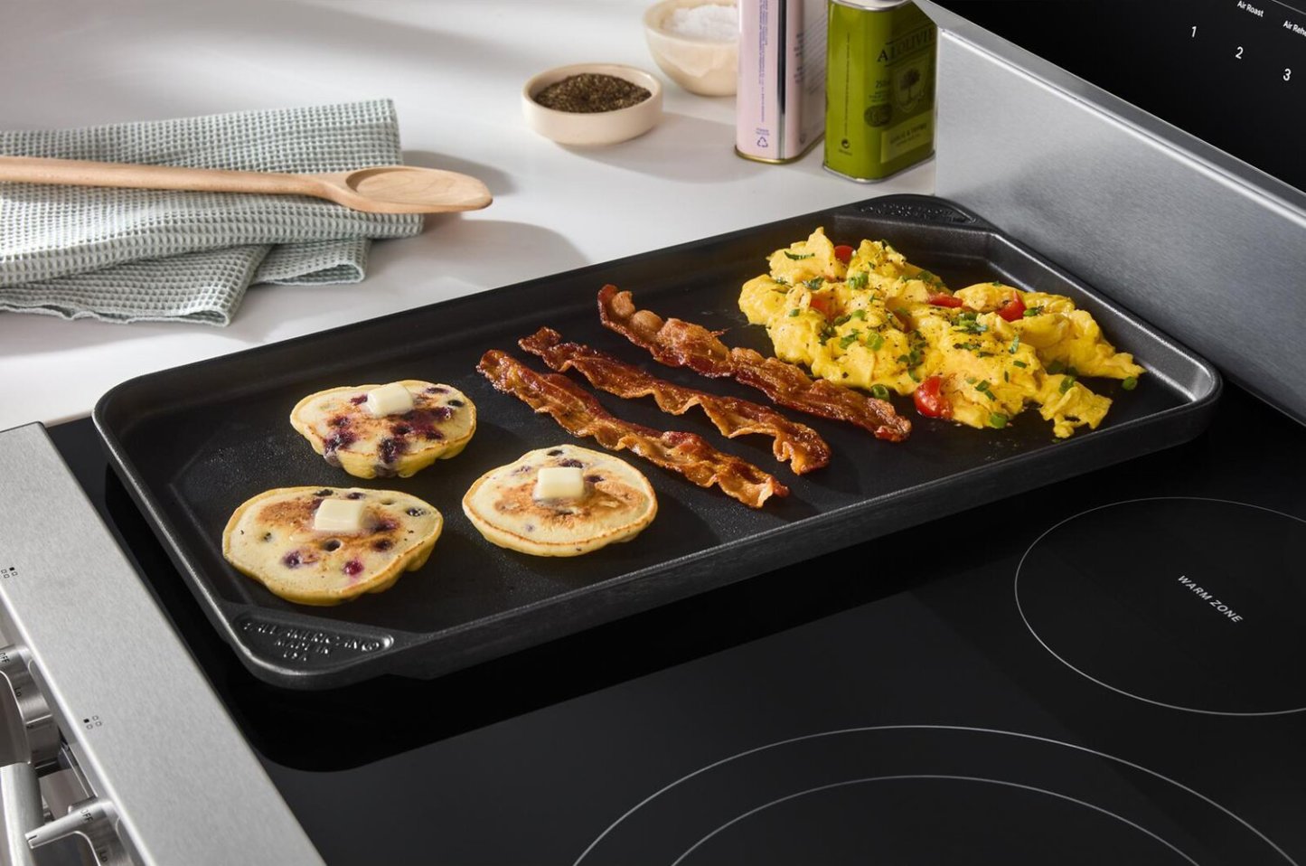 Cuisinière intelligente à gaz Whirlpool de 5 pi³ avec friture à air et autonettoyage - acier inoxydable - WFGS7530RZ | WFGS75RZ