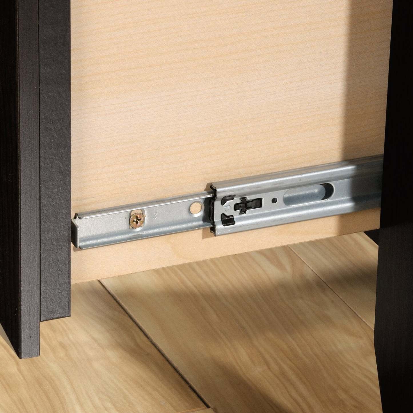 Bureau traditionnel Murray de 53 po avec dessus relevable et rangement - brun foncé