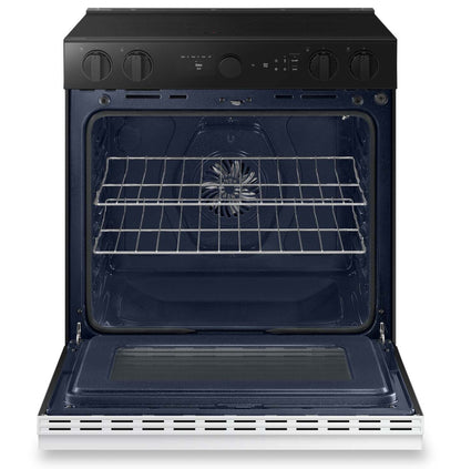 Cuisinière électrique intelligente encastrée Samsung de 6,3 pi³ avec caméra de quatre - verre blanc - NSE6DB870012AC | Samsung 6,3 Cu. Fort. Cuisinière électrique intelligente encastrable avec caméra de four - Verre blanc - …