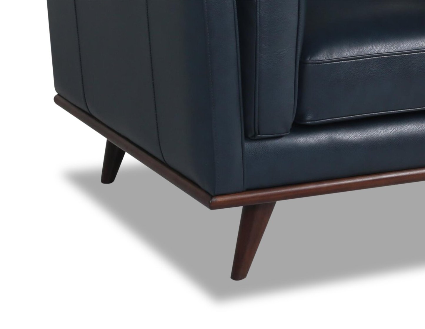 Vivia 86 canapé en cuir véritable avec coussins de siège amovibles et base en bois - bleu marine | Sofa Vivia de 86 po en cuir véritable avec coussins de siège amovibles et pattes en bois - bleu marine