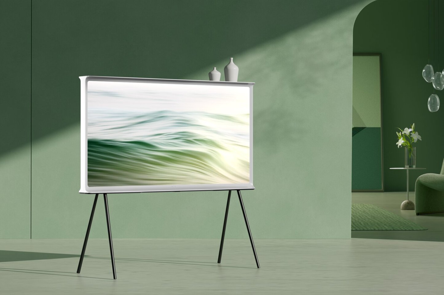 Téléviseur intelligent Samsung 43 The Serif QLED 4K Quantum HDR HGiG 60 Hz (QN43LS01DAFXZC) | Téléviseur intelligent QLED Le Serif de Samsung 4K de 43 po à 60 Hz avec Quantum HDR et HGiG (QN43LS01DAFXZC)