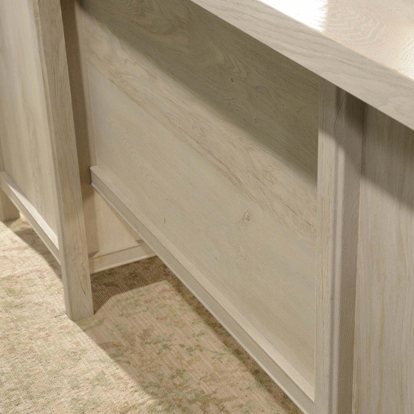 Bureau de direction Costa de 65,12 po à 7 tiroirs - marron blanchi