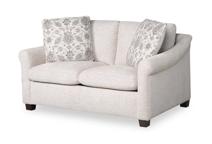 Causeuse Mallie de 60 po en tissu de chenille avec accoudoirs enroulés et pattes en bois - blanc coquillage