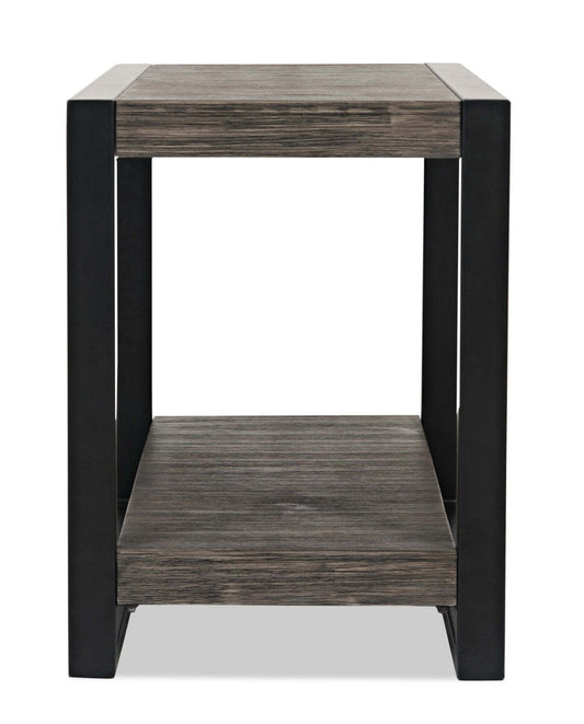 Apex 18 Modern Chairside Table with Shelf - Grey with Black Metal Legs|Table de fauteuil moderne Apex 18 po avec tablette - grise avec pattes en métal noir