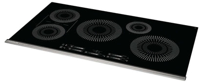 Frigidaire Gallery 36 5-Element Induction Cooktop - Black - GCCI3667AB | Surface de cuisson à induction Frigidaire Gallery de 36 po à 5 éléments - noire - GCCI3667AB