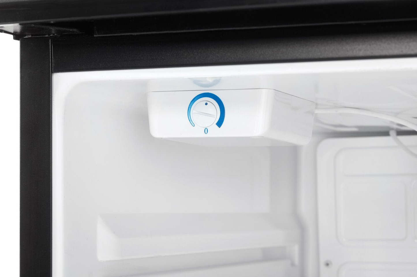 Danby 20,5 5,4 pi³ Refroidisseur de fût à deux robinets - Acier inoxydable - DKC054A1BSL2DB | Refroidisseur de fût à bière Danby de 5,4 pi³ et de 20,5 po à deux robinets - acier inoxydable - DKC…