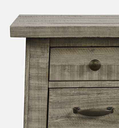 Colson 18 Rustic Chairside Table with Storage - Driftwood |Table de fauteuil rustique Colson de 18 po avec rangement - bois de grève