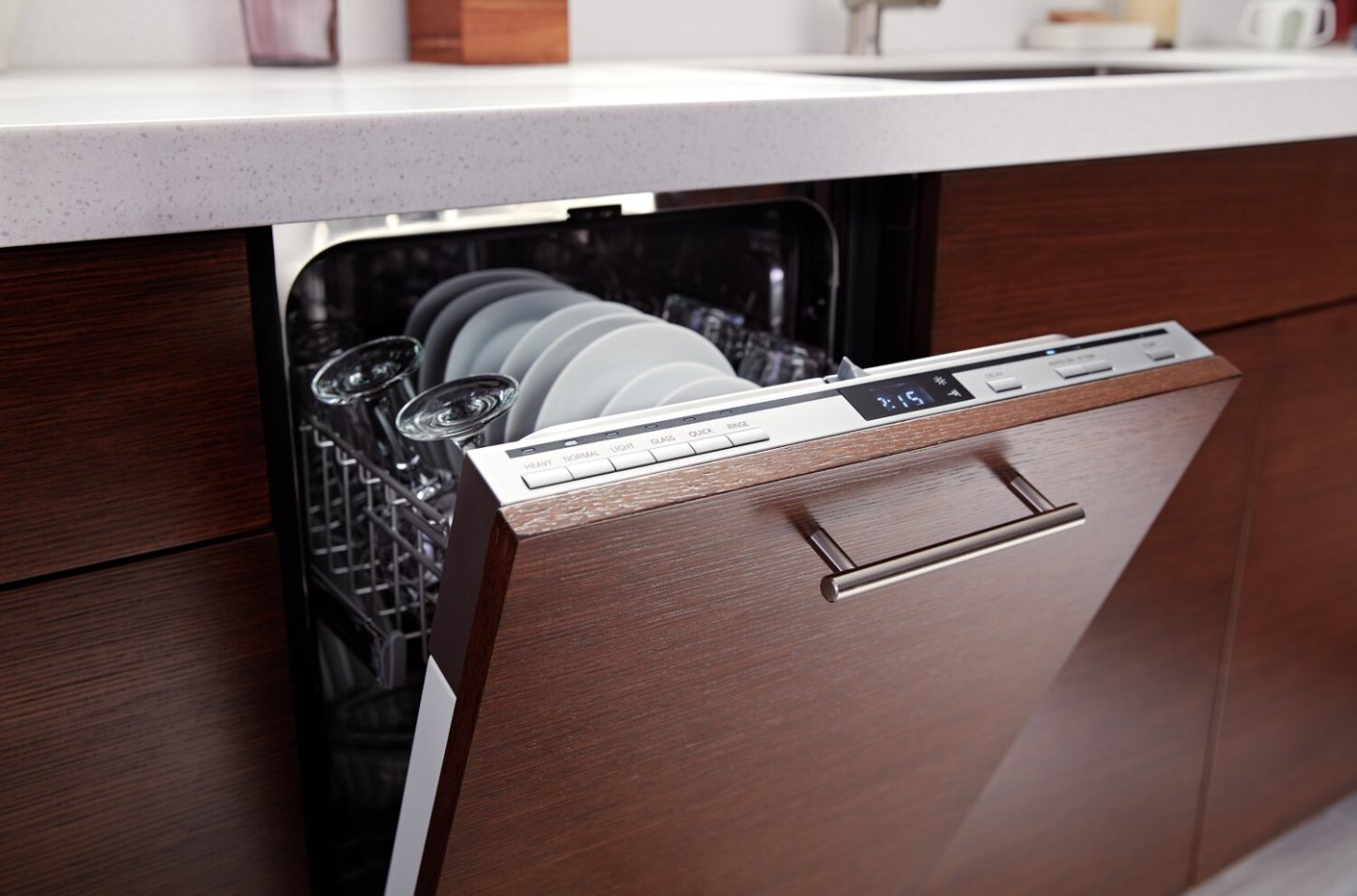 Lave-vaisselle encastré Whirlpool de 18 po et de 50 dBA avec commandes sur le dessus - panneau prêt - UDPS5118PP | Whirlpool 18 50 dBA Built-In Top-Control Dishwasher - Panel Ready…